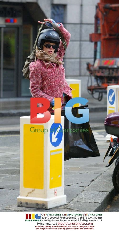 Model Laura Bailey makes getaway on Vespa