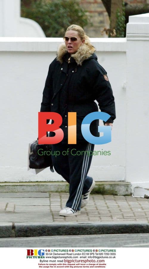 Patsy Kensit Shopping in London