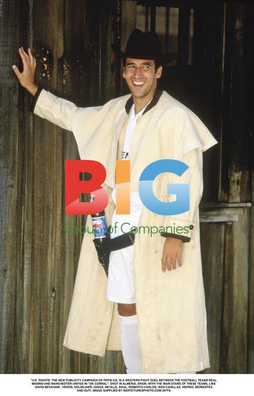 Beckham and Man Utd players in Pepsi campaign