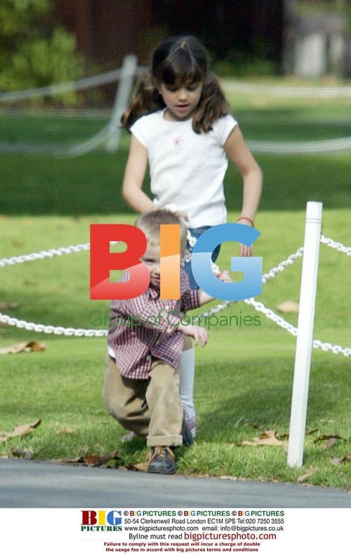 Rosario Dawson Arrives at Film Premiere