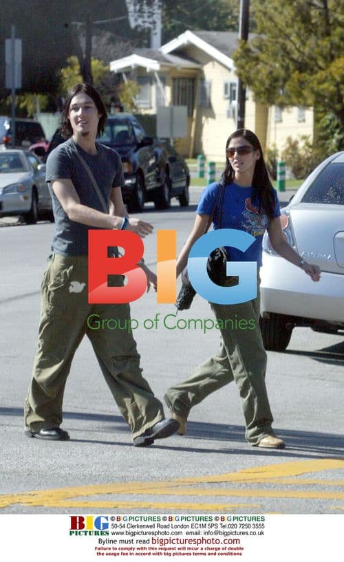 Daniel Johns and Natalie Imbruglia shopping in Hollywood