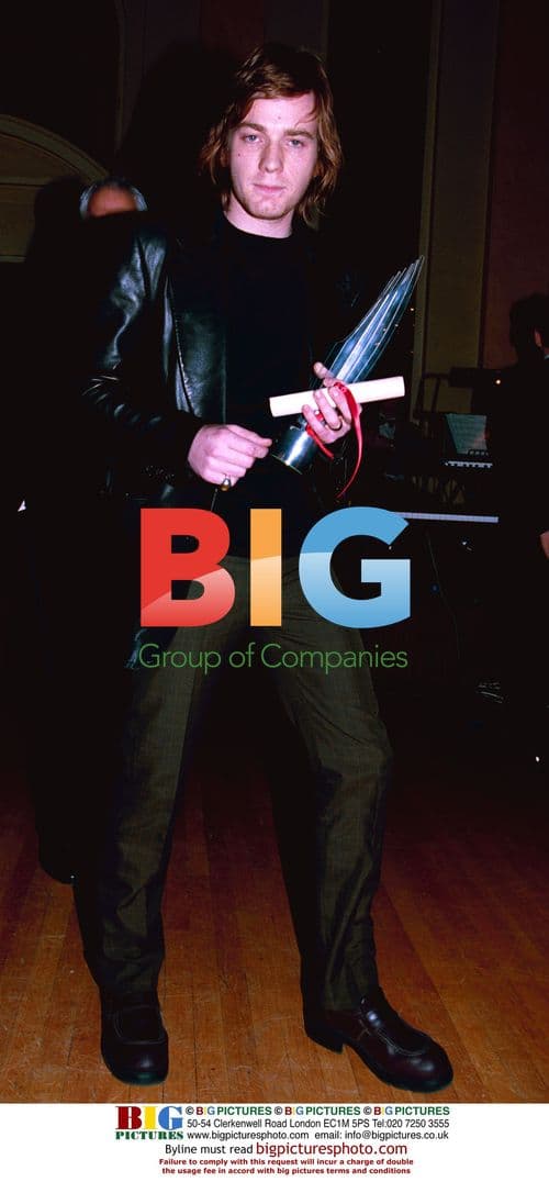 Ewan McGregor and wife at awards ceremony