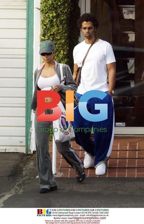 Halle Berry Shopping with Husband