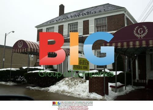 Halle Berry Misses Father's Funeral