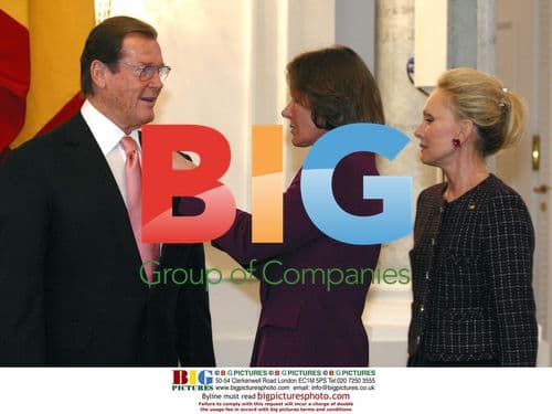 President Smiling with Celebrities