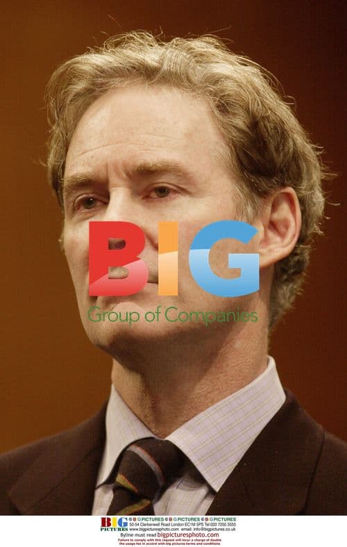 Kevin Kline at Human Cloning Bill Press Conference