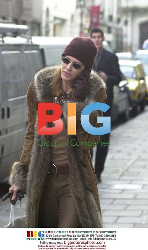 Trinny Woodall Shopping in West London