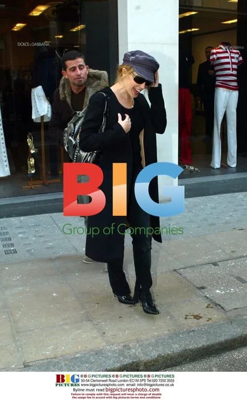 Kylie Minogue Shopping on Bond St