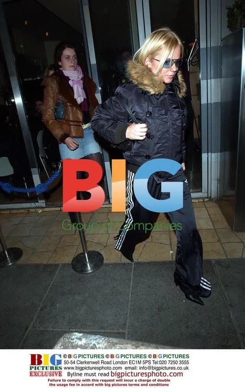 Geri Halliwell Out in London with Friends