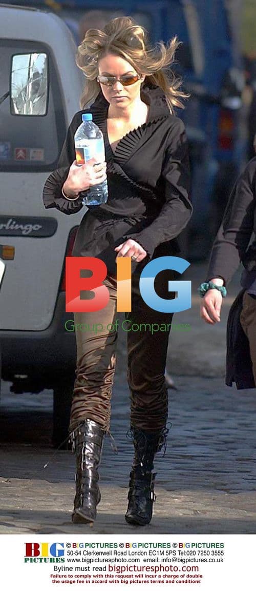 Amanda Holden on the set of Cutting It