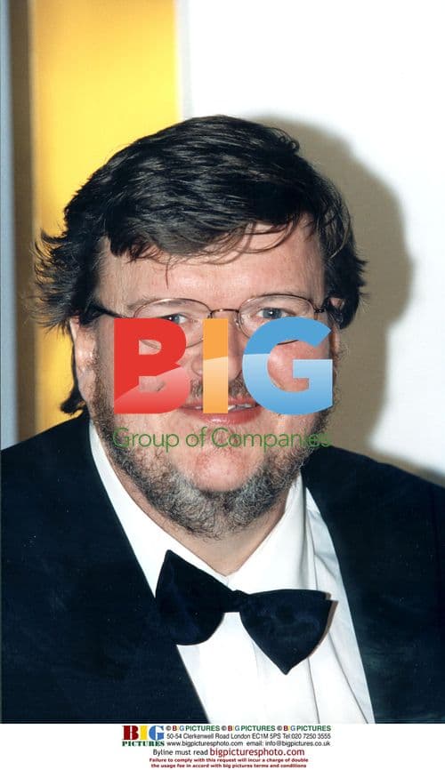 Actors at Film Premiere