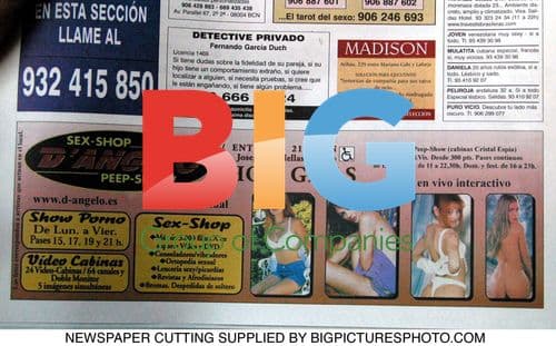 Kristen Stewart at Chanel Fashion Show