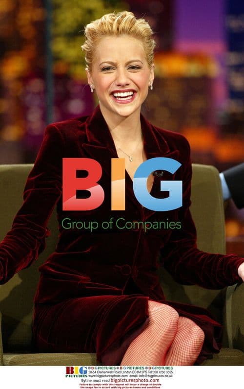 Reese Witherspoon and Kerry Washington Pose at Event