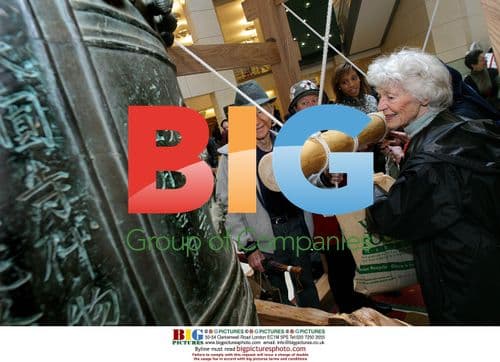 San Francisco Japanese New Year's Bell Ringing
