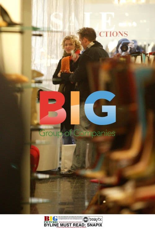 Nell McAndrew and boyfriend out shopping