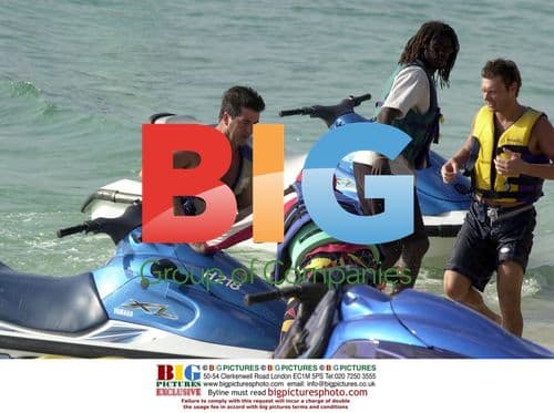 Ryan Seacrest and Simon Cowell Race Jetskis