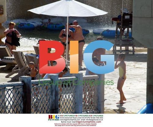 Anthea Turner and Grant Bovey Holiday in Dubai