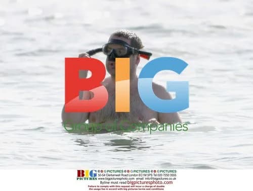 Chris Moyles Snorkeling with Girlfriend in Barbados