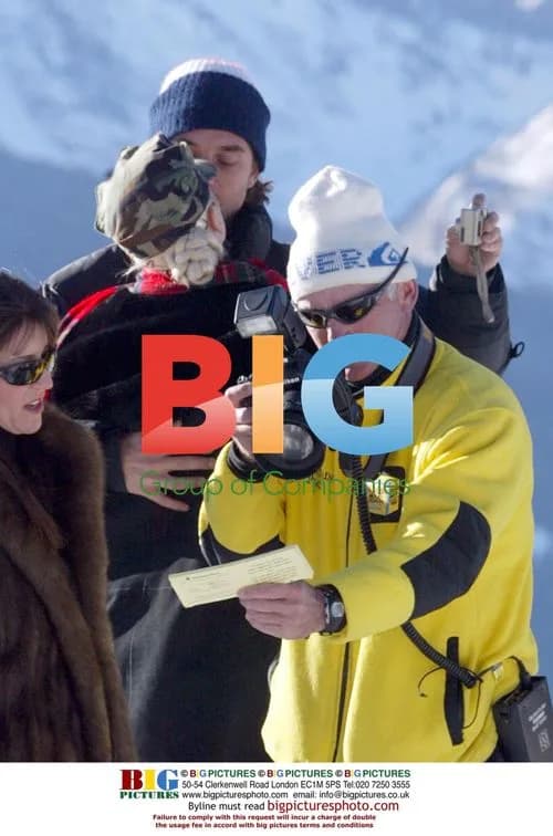 Gwen Stefani and Gavin Rossdale skiing in Aspen