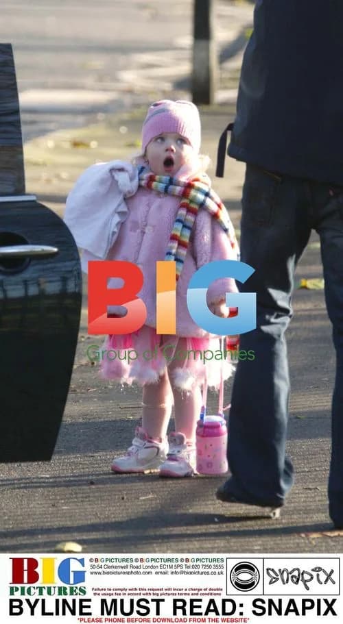 Noel Gallagher with Daughter Anais in London Park
