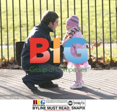 Noel Gallagher and daughter Anais in London park