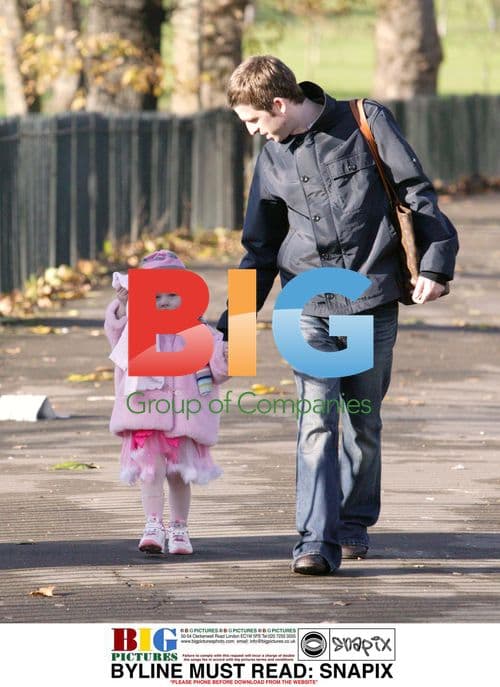 Noel Gallagher Spends Time with Daughter Anais