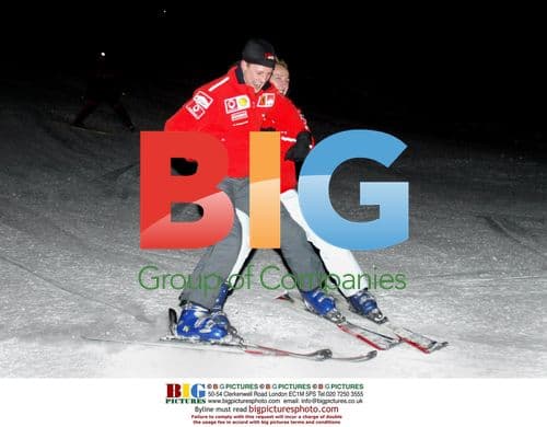 Schumacher and Badoer at Formula One Press Meeting