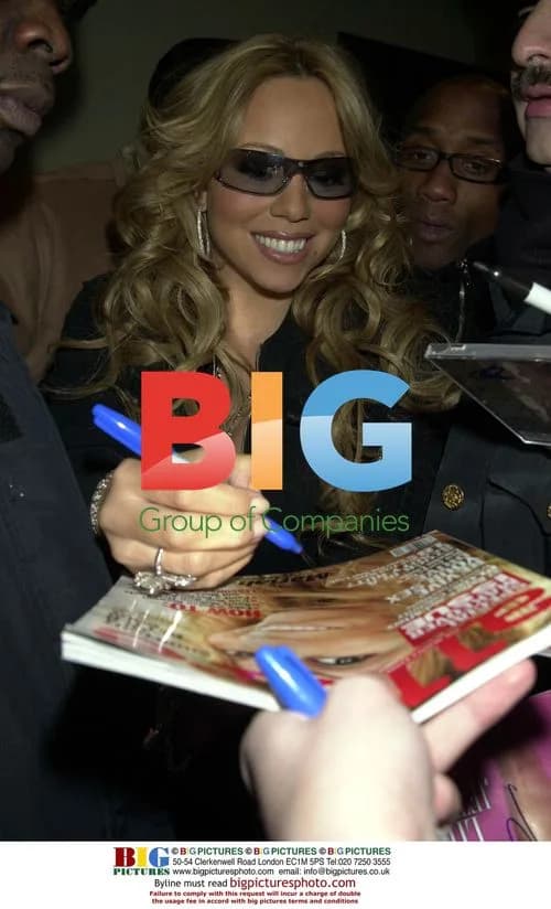 Mariah Carey Arriving at TRL Studios