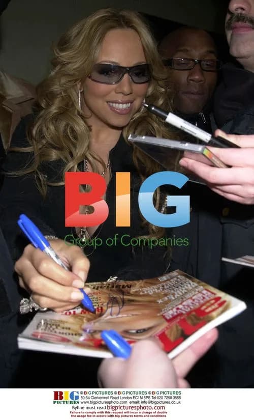 Mariah Carey Arriving at TRL Studios