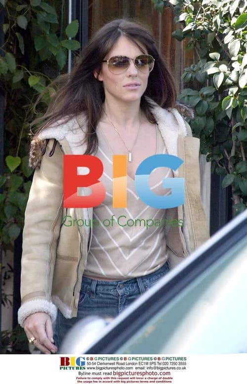 Elizabeth Hurley leaves Argo's restaurant