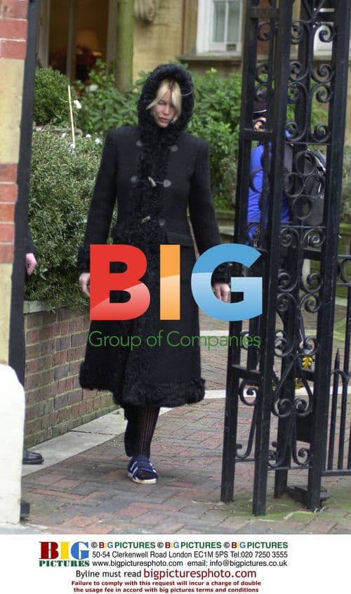 Pregnant Claudia Schiffer Leaves London Home