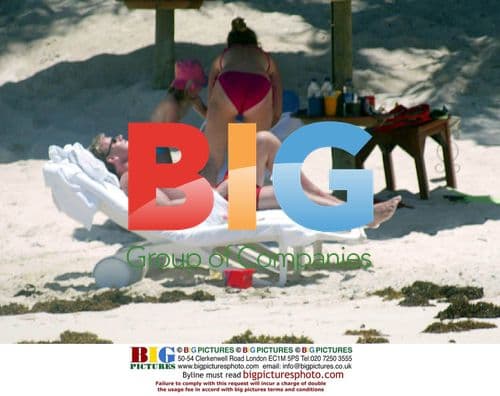 Gordon Ramsay and family vacation in Mauritius