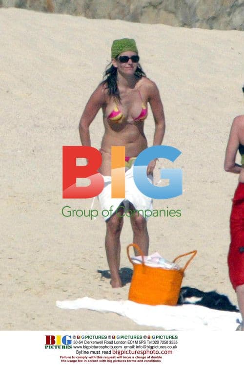 Brad Pitt, Jennifer Aniston, Courtney Cox and David Arquette Celebrate New Year in Mexico