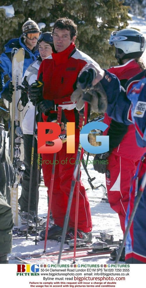 Antonio Banderas and Melanie Griffith Skiing in Aspen