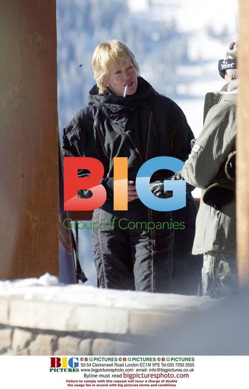 Antonio Banderas and Melanie Griffith Skiing in Aspen