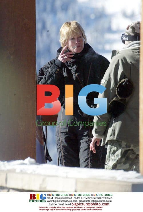 Antonio Banderas and Melanie Griffith Skiing in Aspen