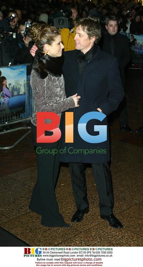 Sandra Bullock and Hugh Grant at Two Weeks Notice Premiere