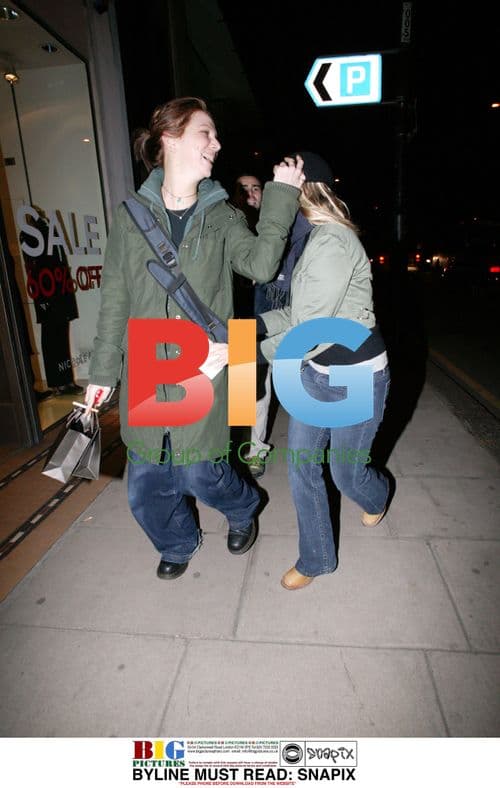 Emma Bunton Shopping in London