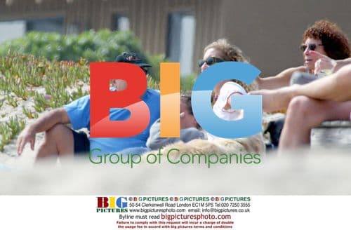 Danny Devito and Rhea Perlman at the beach