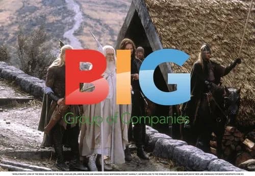 Legolas, Aragorn, and Gandalf at Edoras