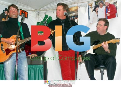 Clay Walker plays private show for AT&T Pro-Am volunteers