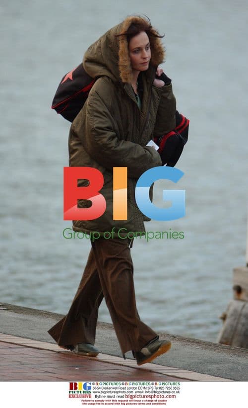 Actors on 'Love Bytes' Set in Sydney