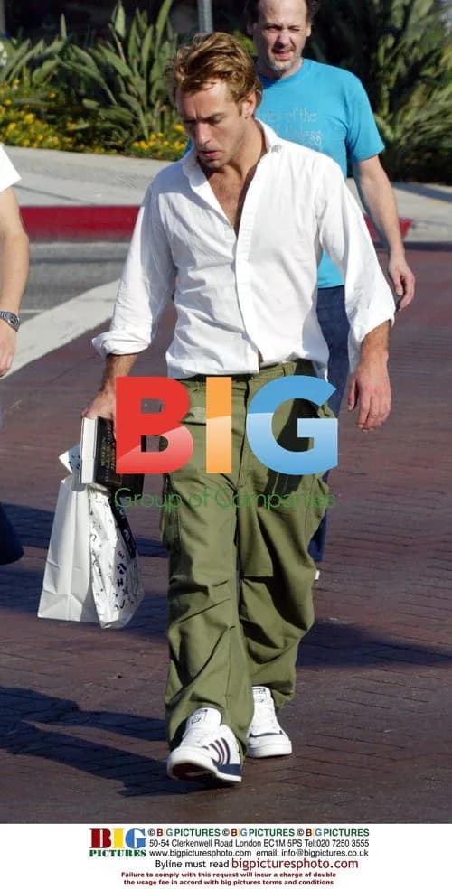 Jude Law Shops in LA After Sadie Frost Split