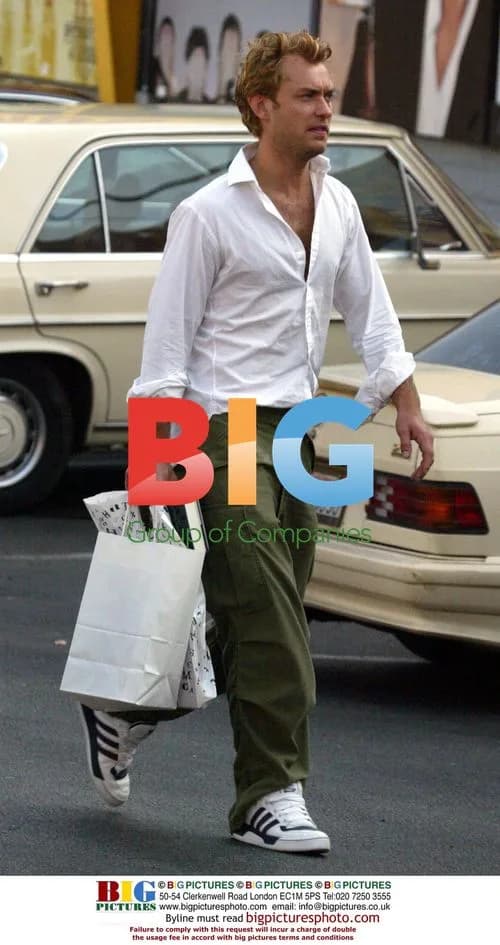 Jude Law Shopping in LA