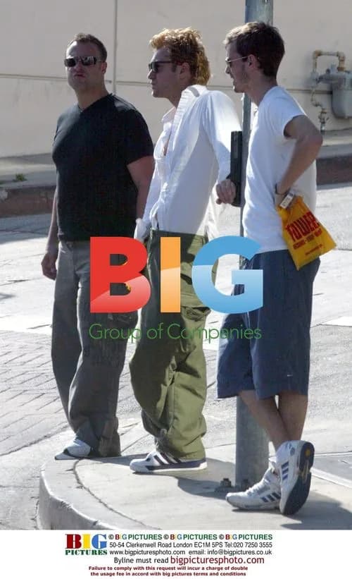 Jude Law Shopping in LA