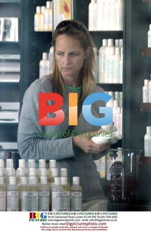 Helen Hunt Shopping with Dad