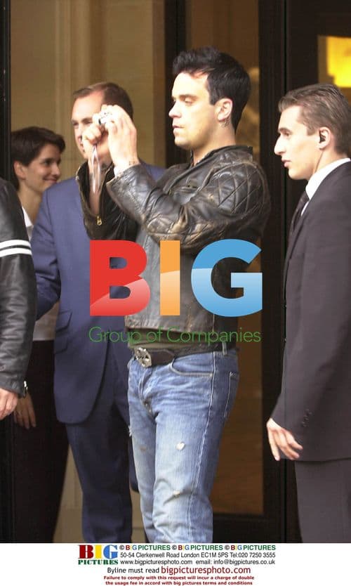 Michelle Obama attends charity gala