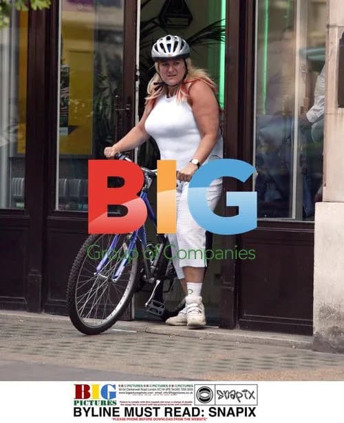 Vanessa Feltz on bike in London