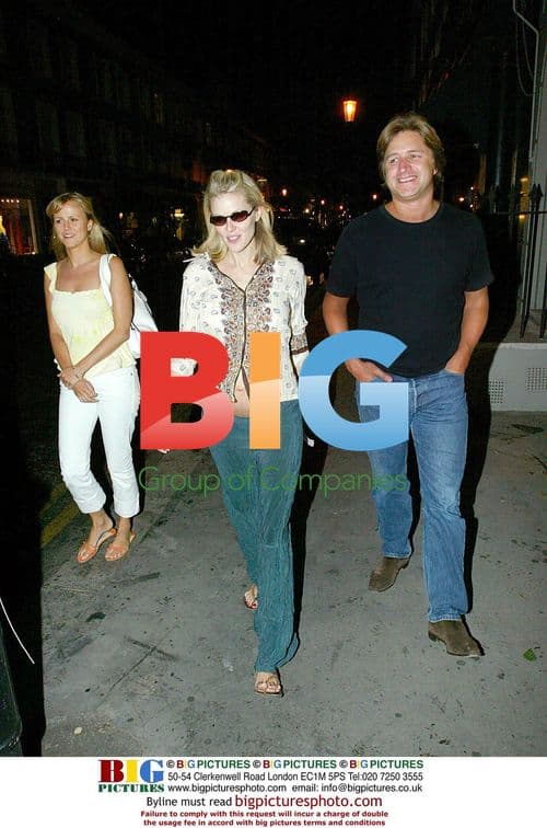 Pregnant TV Presenter Donna Air