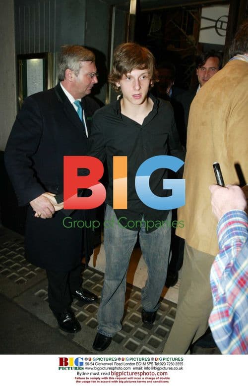 Jamie Bell Leaves The Ivy in London